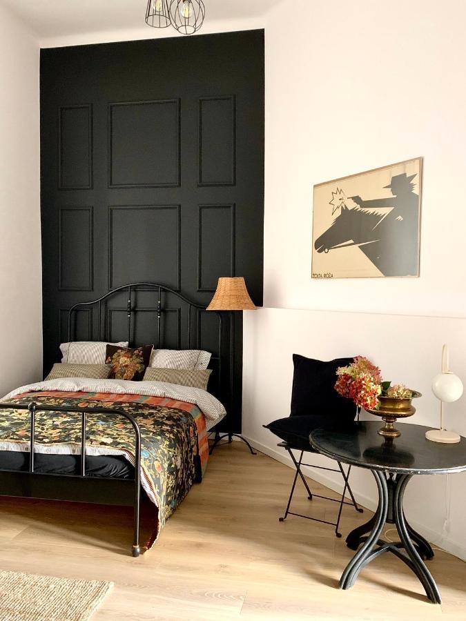 Black Velvet Apartment Krakow Exterior photo